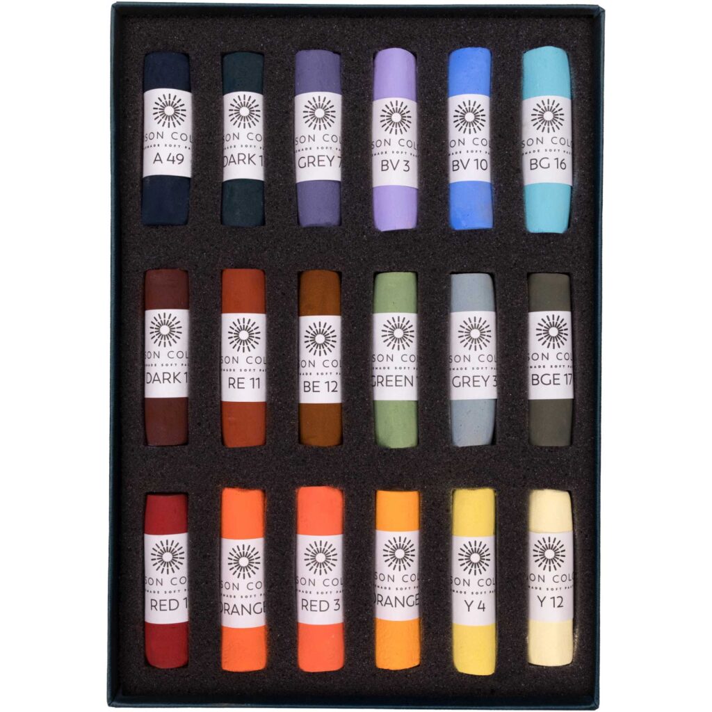 An open box of Les Darlow Landscape 18 set.