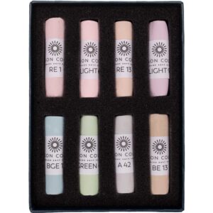 Open box of Light 8 Soft Pastel Set.