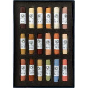 Open box of Lisa Ober Portrait 18 Set.