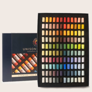 Showcase of the Starter 120 Half Stick soft pastel set showing the open and closed box.