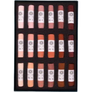 Open box of Red Earth 1-18 Soft Pastel Set.