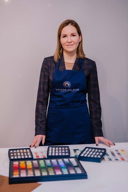 Julia dubinina associate artist