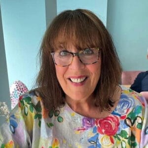 Profile photo of Lynn Howarth