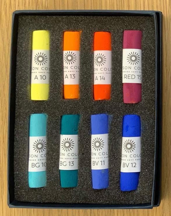Set of 8 soft pastels in a box.