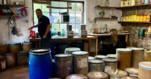 Unison colour hq here we come by tricia findlay feat